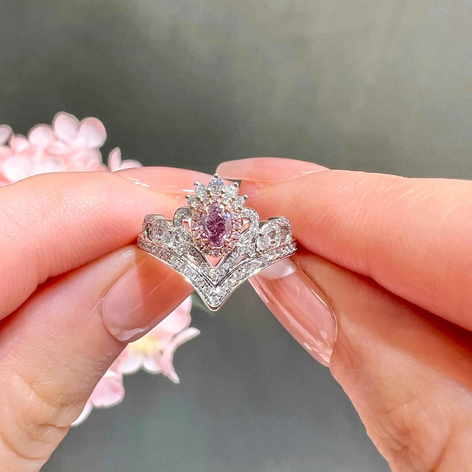 Fancy Purple Pink Diamond Ring, 0.68 Ct. TW, Oval shape, GIA Certified,Rings Colored Diamond