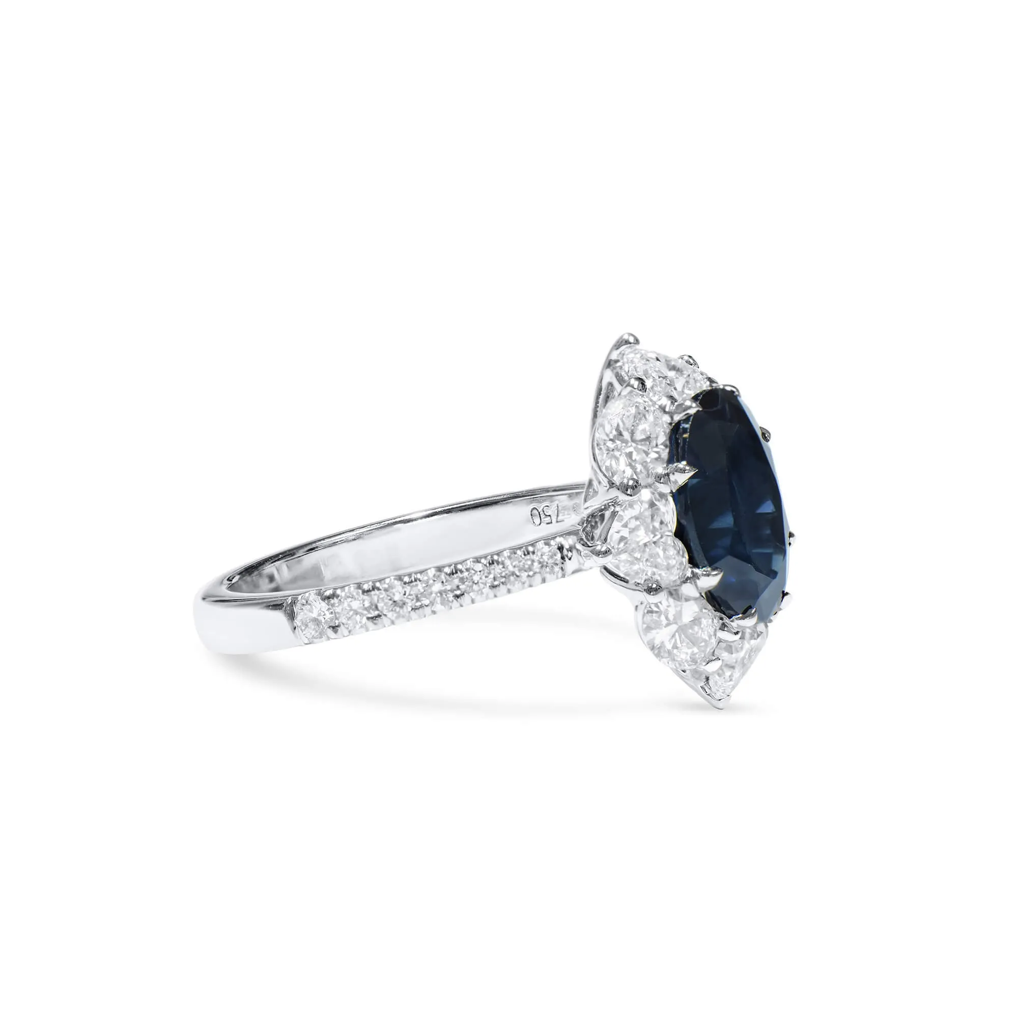 Natural Blue Sapphire Ring, 5.19 Ct. TW, Oval shape EG_LAB Certified,Sapphire Rings