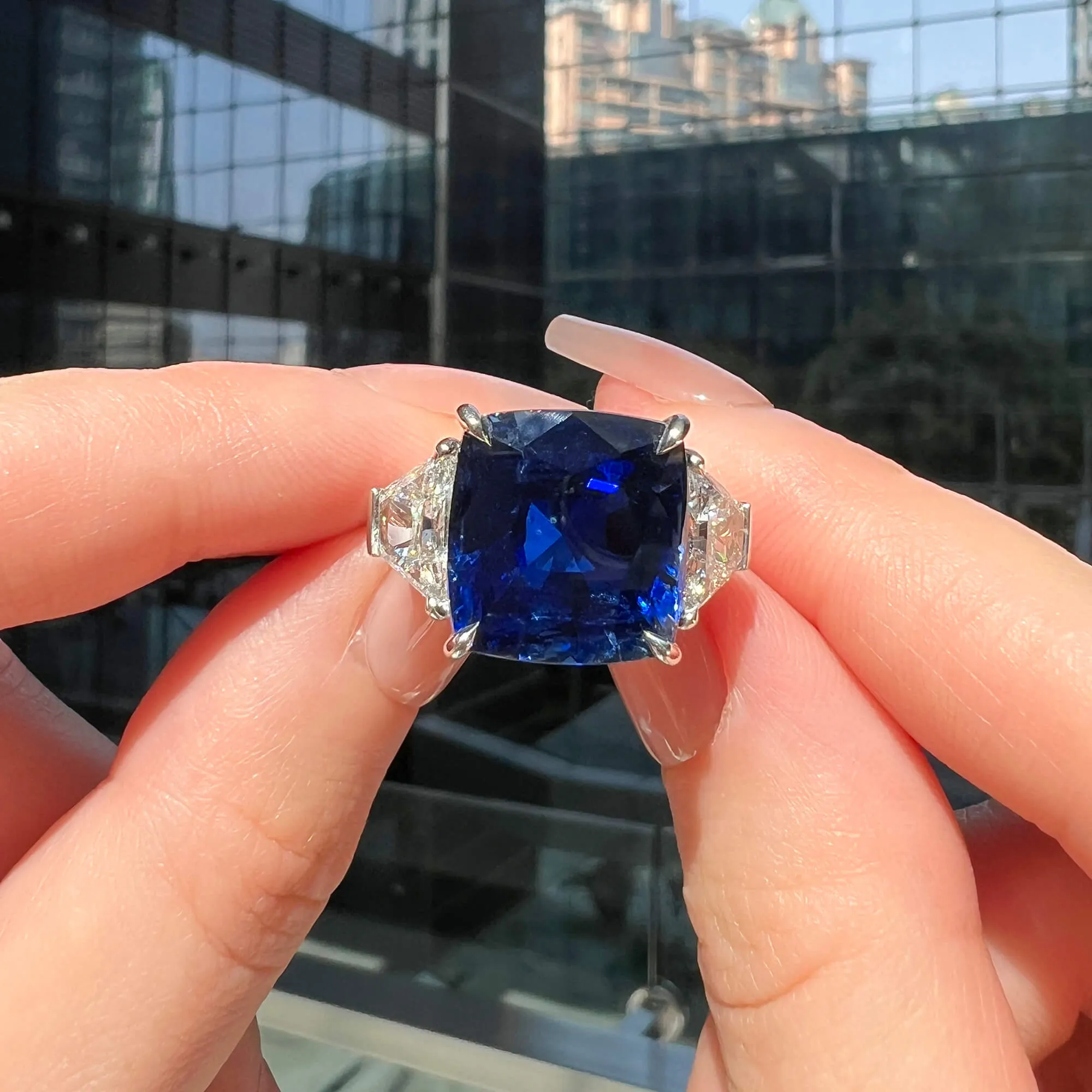 Natural Vivid Blue Sapphire Ring, 21.13 Ct. TW, Cushion shape SSEF Certified,Sapphire Rings