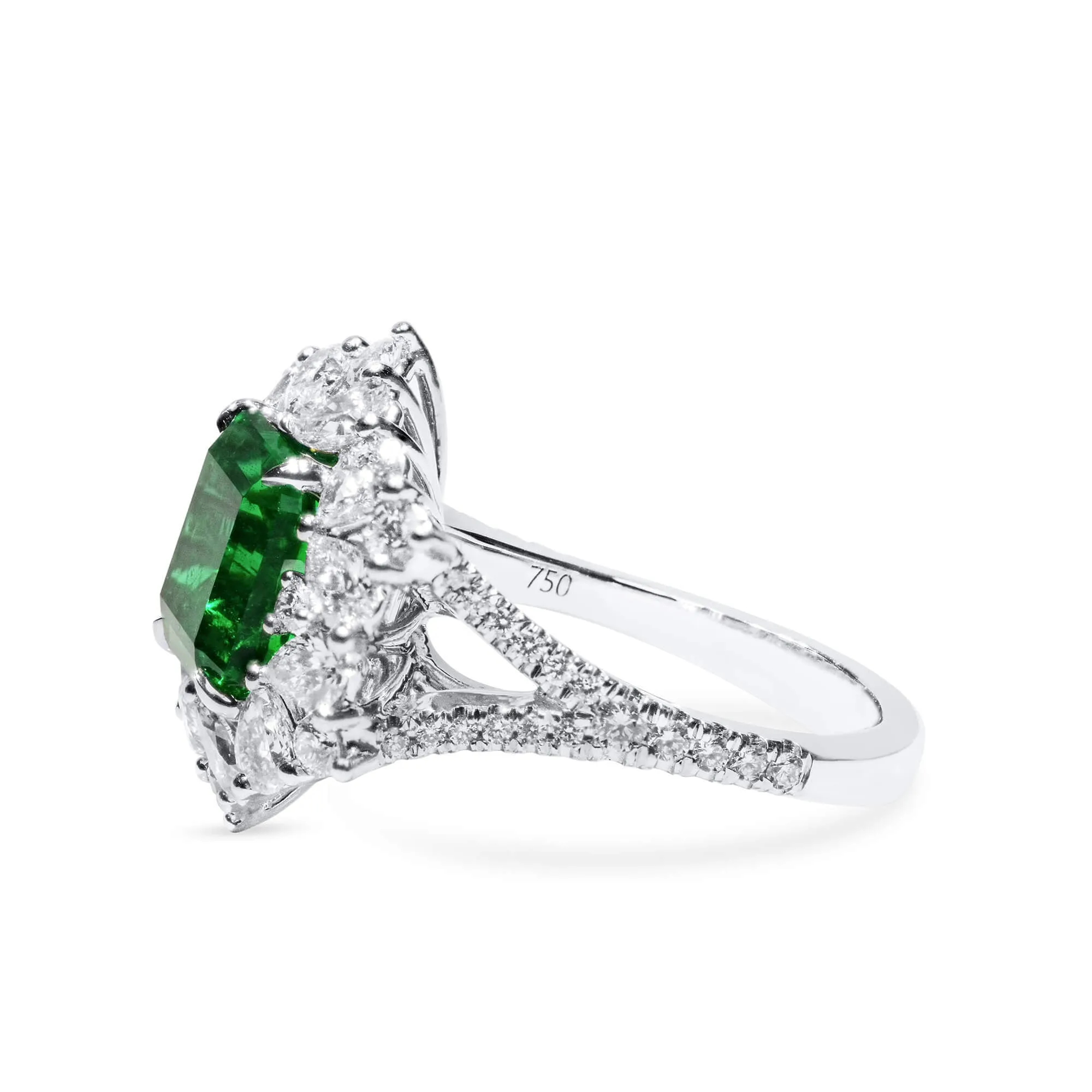 Vivid green colombian emerald and diamond ring, 2.64 CT. (4.62 CT. TW), GRS2021-118015,Emerald Rings