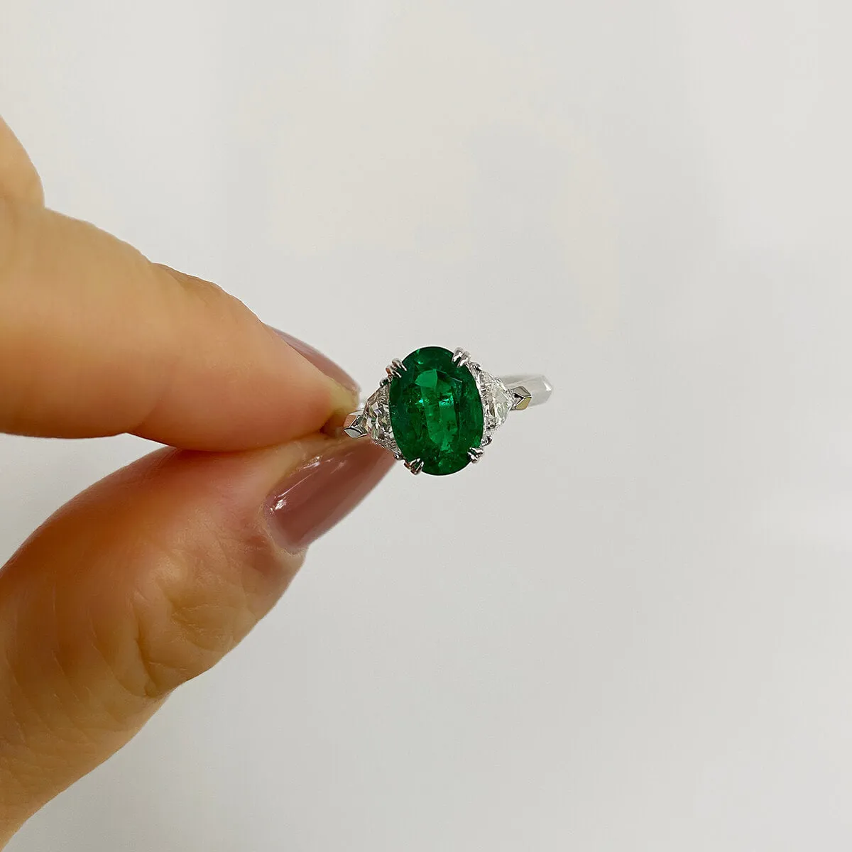 Vivid Green Emerald And Diamond Ring, 1.83 Ct. (2.27 Ct. TW), GRS2020-038649,Emerald Rings